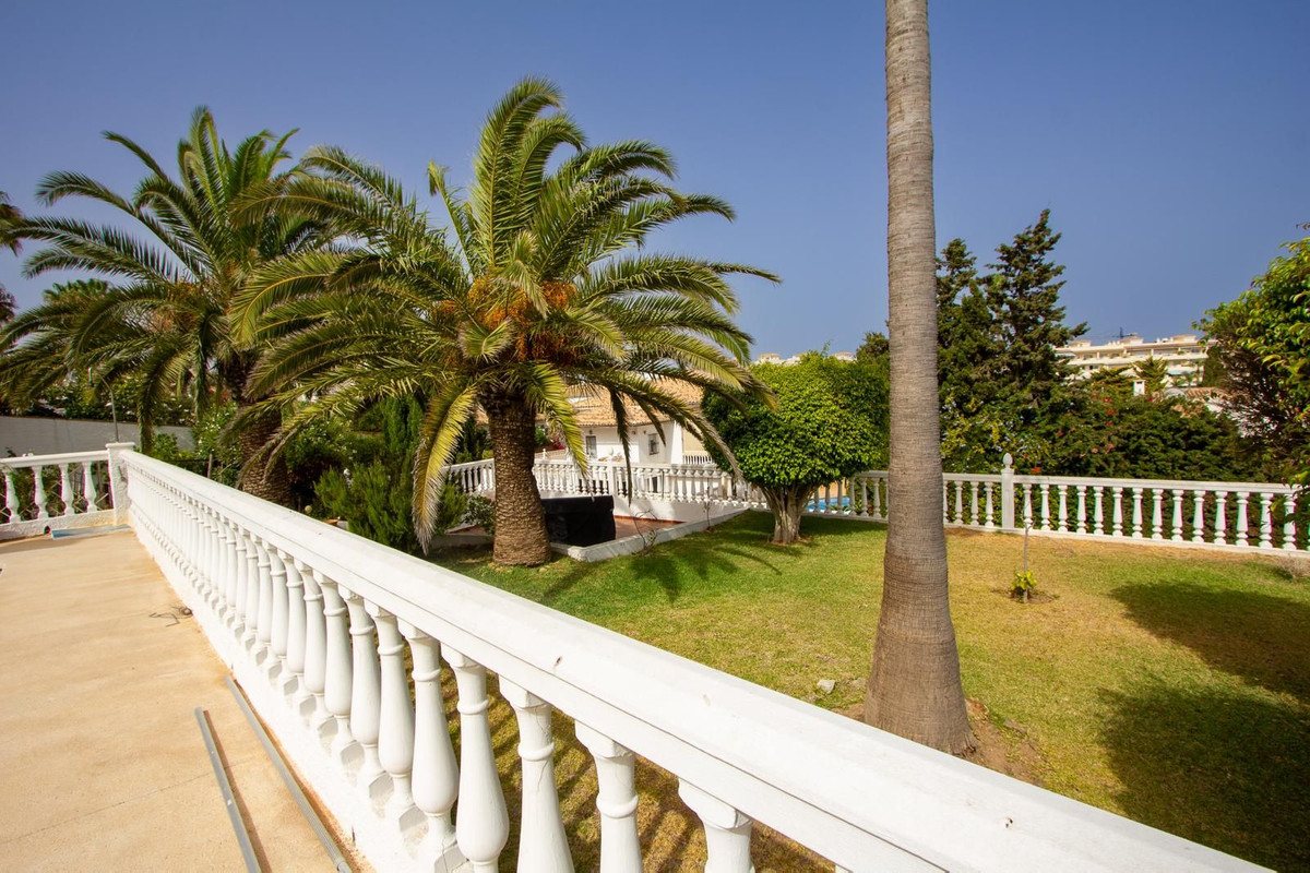 5 Bed Townhouse for sale in Mijas Costa Costa Del Sol, Málaga, Spain