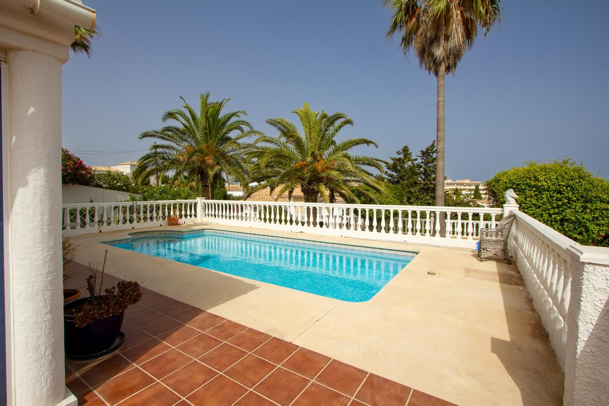 5 Bed Townhouse for sale in Mijas Costa Costa Del Sol, Málaga, Spain