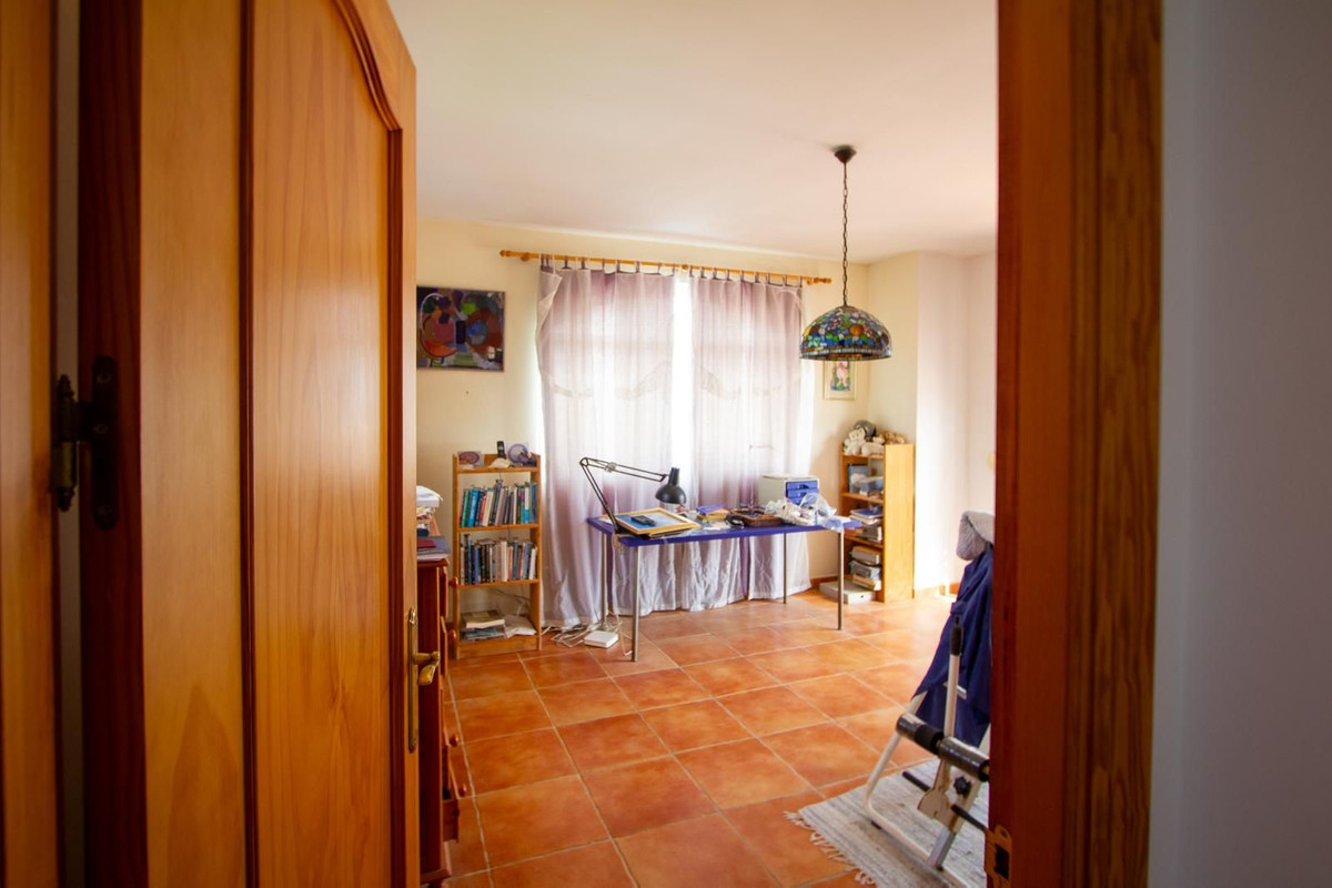 5 Bed Townhouse for sale in Mijas Costa Costa Del Sol, Málaga, Spain