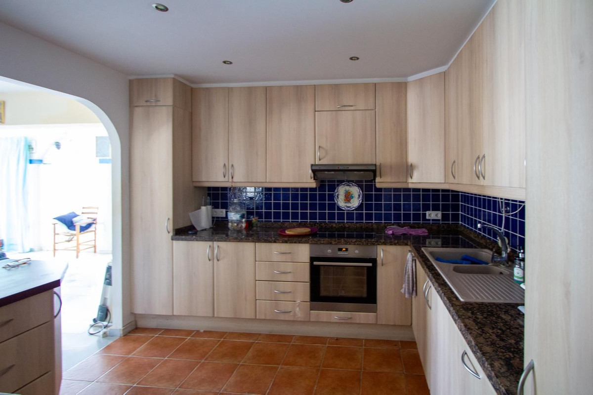 5 Bed Townhouse for sale in Mijas Costa Costa Del Sol, Málaga, Spain