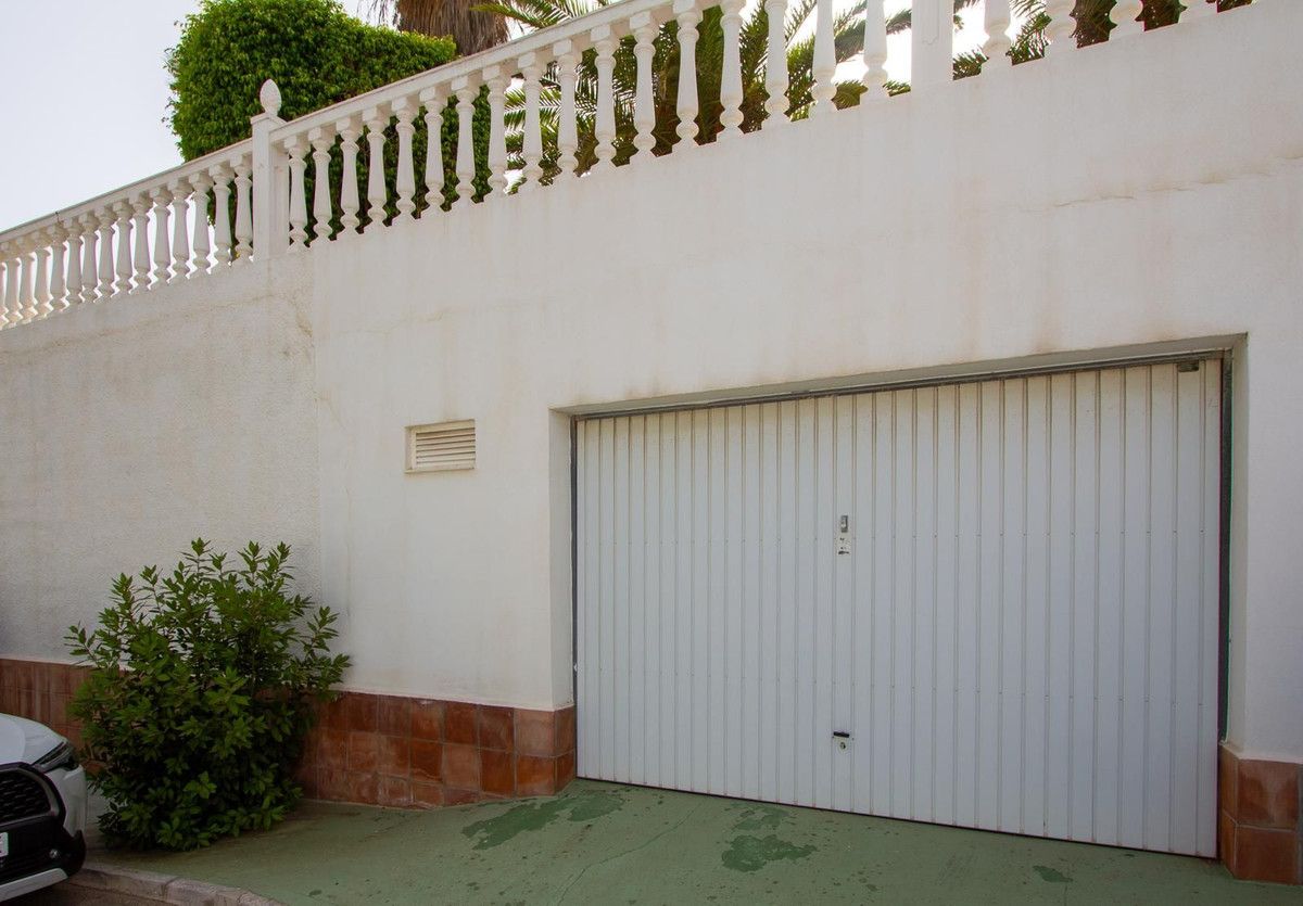 5 Bed Townhouse for sale in Mijas Costa Costa Del Sol, Málaga, Spain