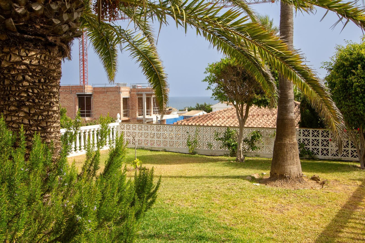 5 Bed Townhouse for sale in Mijas Costa Costa Del Sol, Málaga, Spain