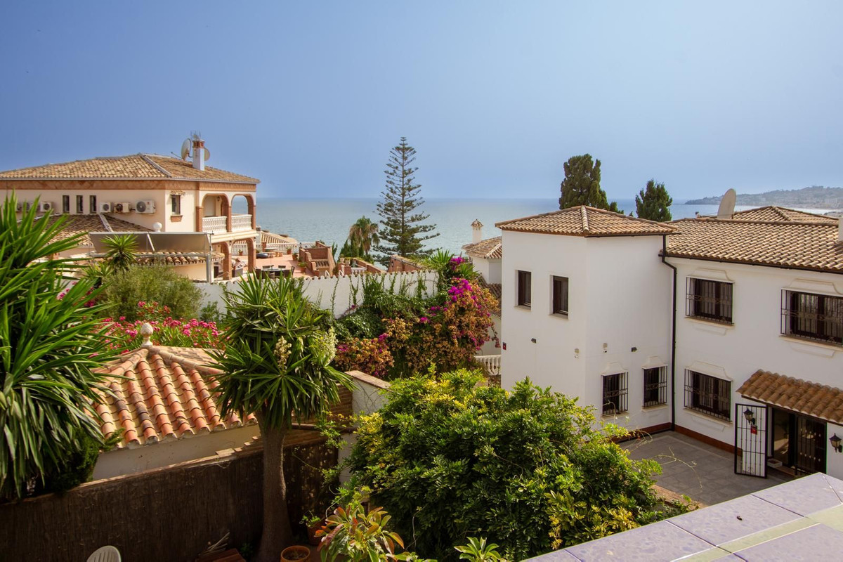 5 Bed Townhouse for sale in Mijas Costa Costa Del Sol, Málaga, Spain