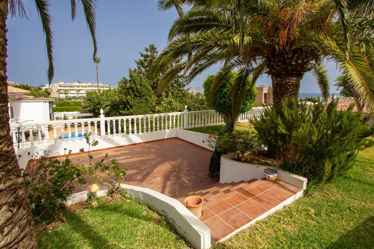 5 Bed Townhouse for sale in Mijas Costa Costa Del Sol, Málaga, Spain