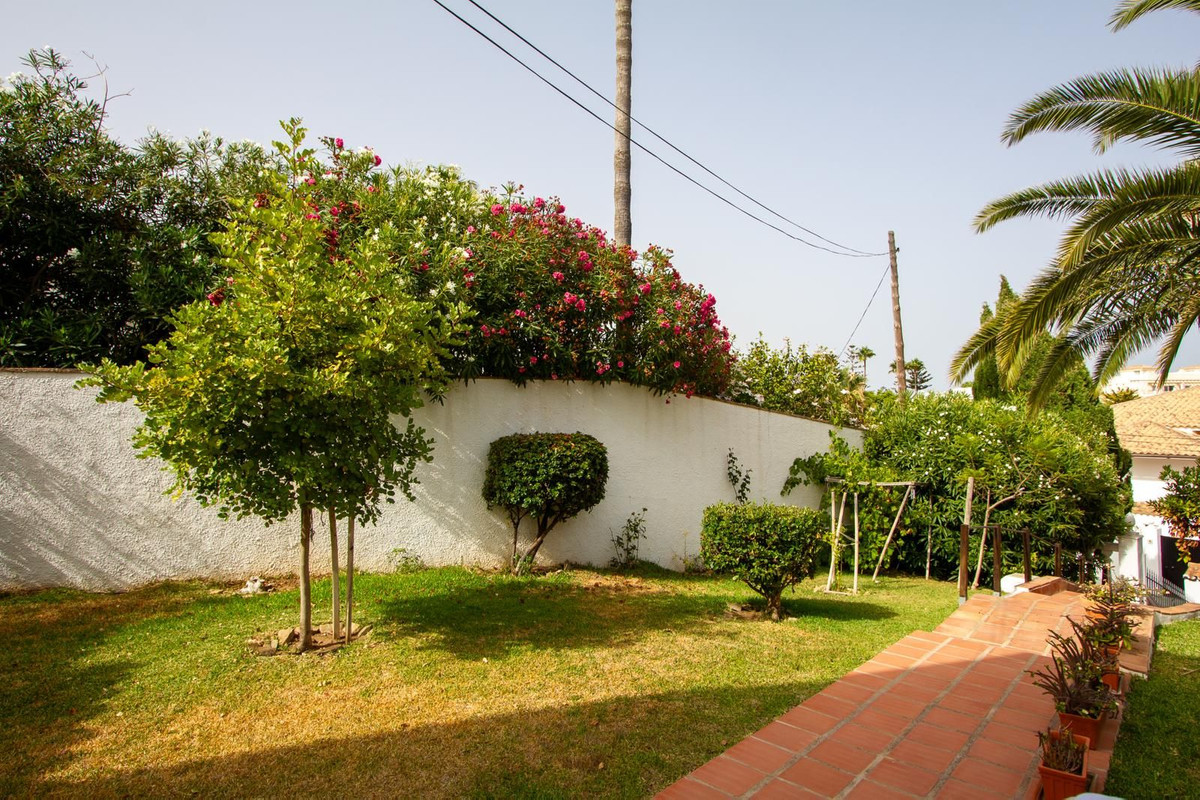 5 Bed Townhouse for sale in Mijas Costa Costa Del Sol, Málaga, Spain