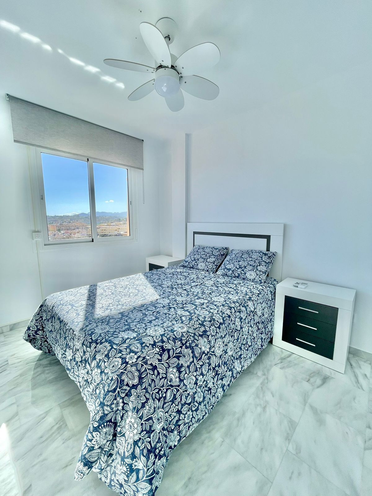 2 Bed Apartment for sale in Los Pacos Costa Del Sol, Málaga, Spain