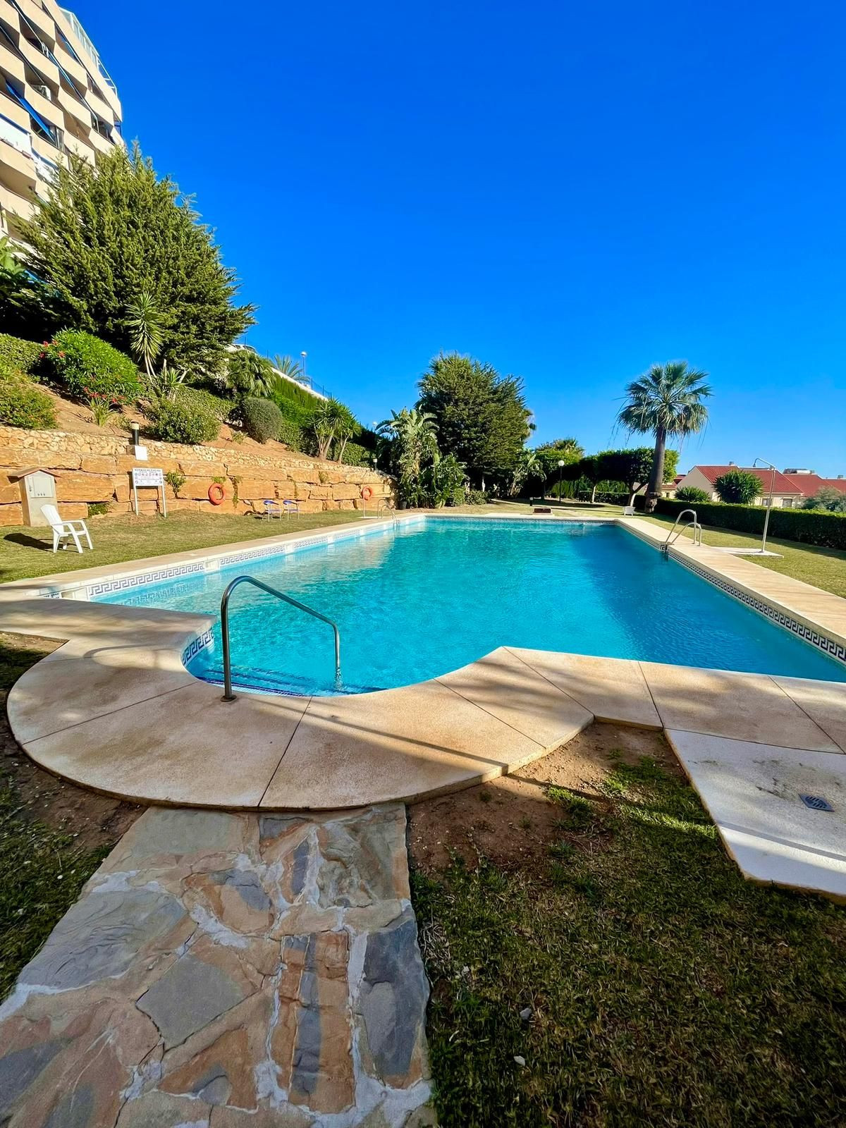 2 Bed Apartment for sale in Los Pacos Costa Del Sol, Málaga, Spain