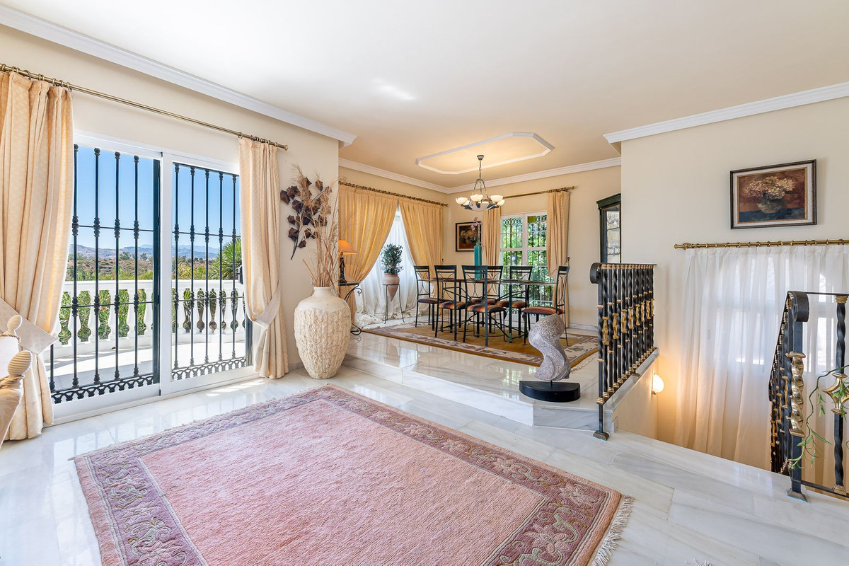 Se vende Villa - Chalet de 3 dormitorios en Costa Del Sol, Málaga, España