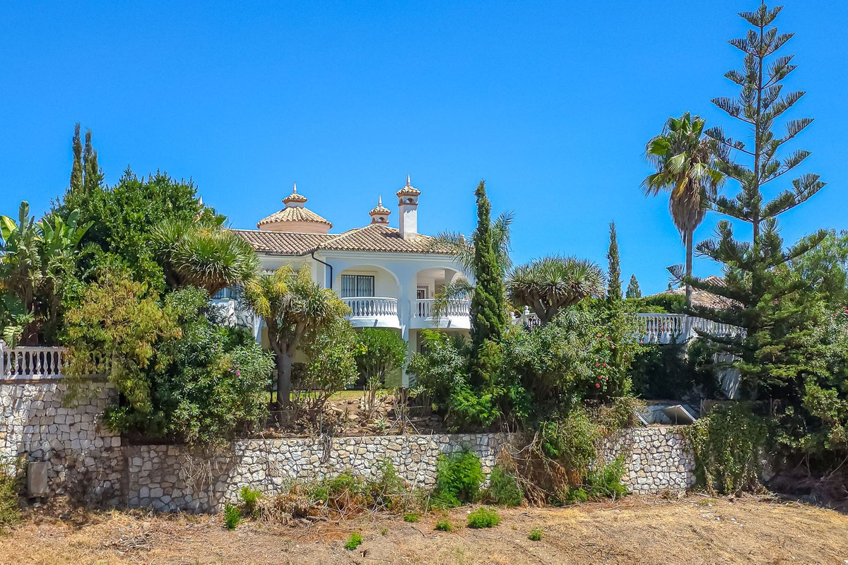 Se vende Villa - Chalet de 3 dormitorios en Costa Del Sol, Málaga, España