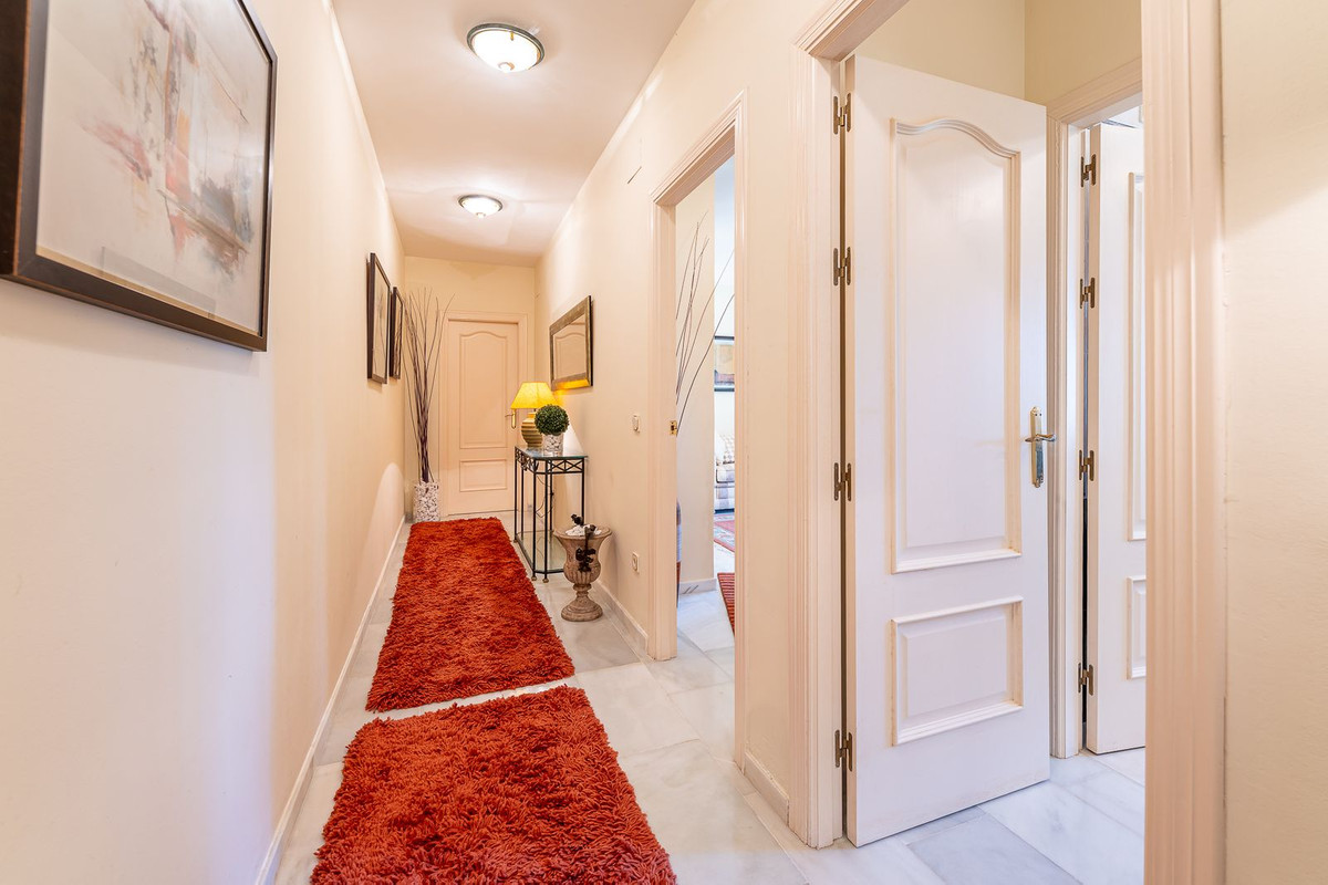 Se vende Villa - Chalet de 3 dormitorios en Costa Del Sol, Málaga, España