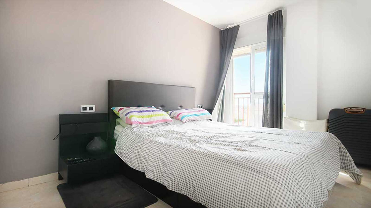 3 Bed Apartment for sale in La Florida Costa Blanca, Alicante, Spain