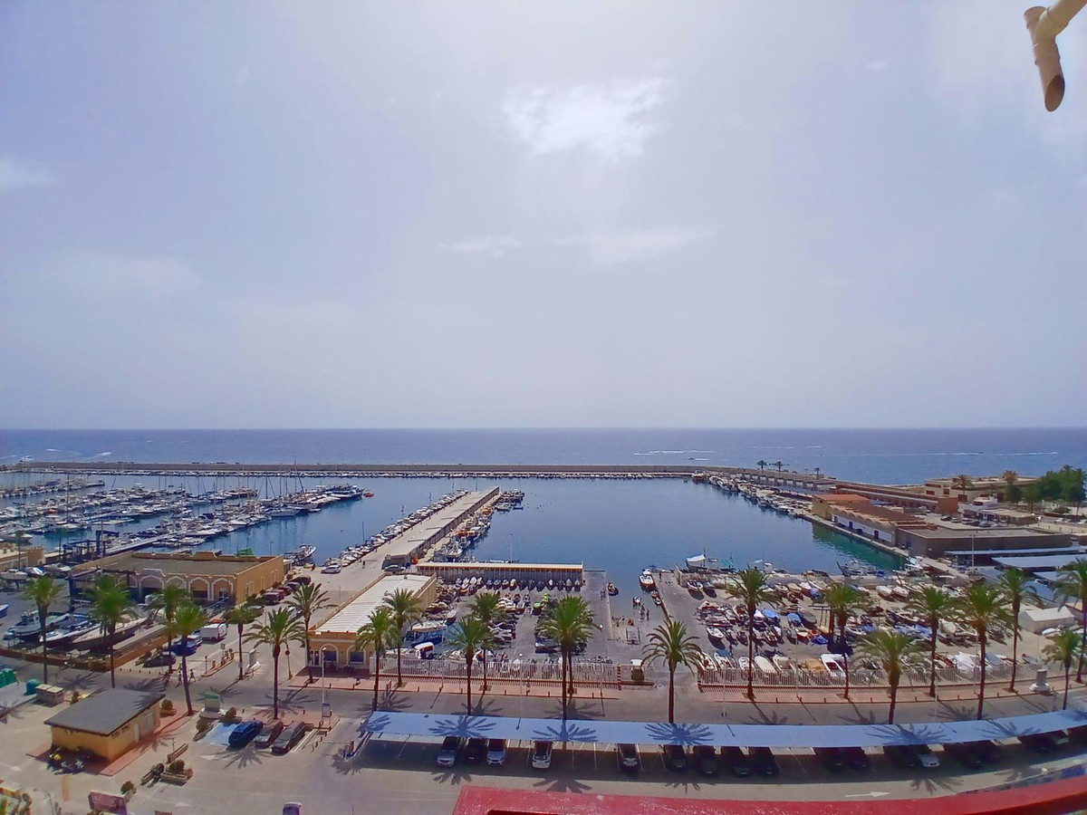 Se vende Apartamento Planta Media de 1 dormitorios en Costa Del Sol, Málaga, España