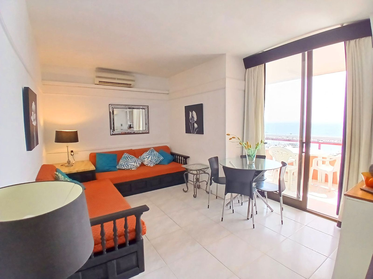 Se vende Apartamento Planta Media de 1 dormitorios en Costa Del Sol, Málaga, España