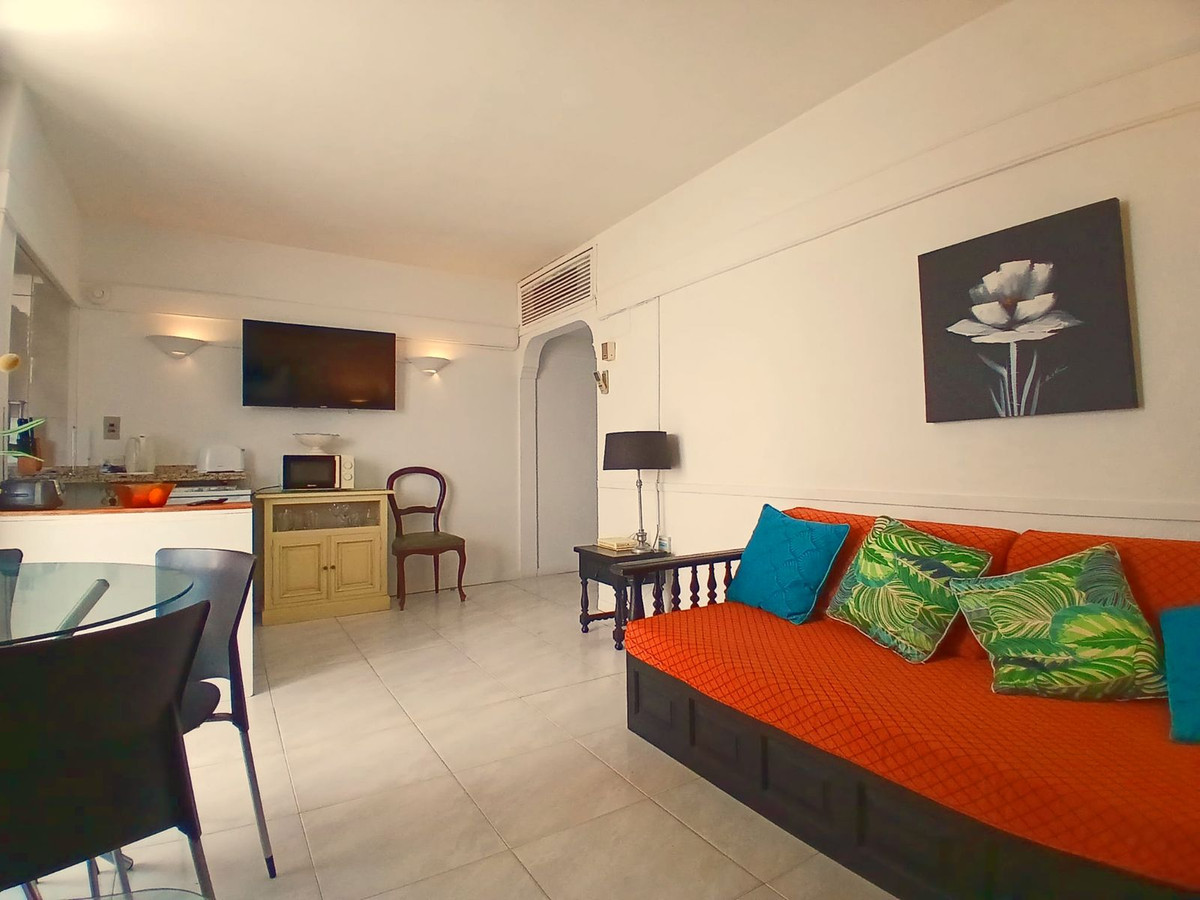Se vende Apartamento Planta Media de 1 dormitorios en Costa Del Sol, Málaga, España