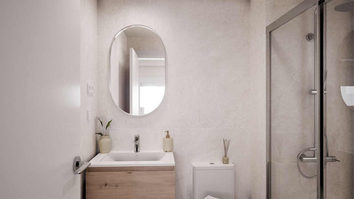 3 Bed Apartment for sale in Fuengirola Costa Del Sol, Málaga, Spain
