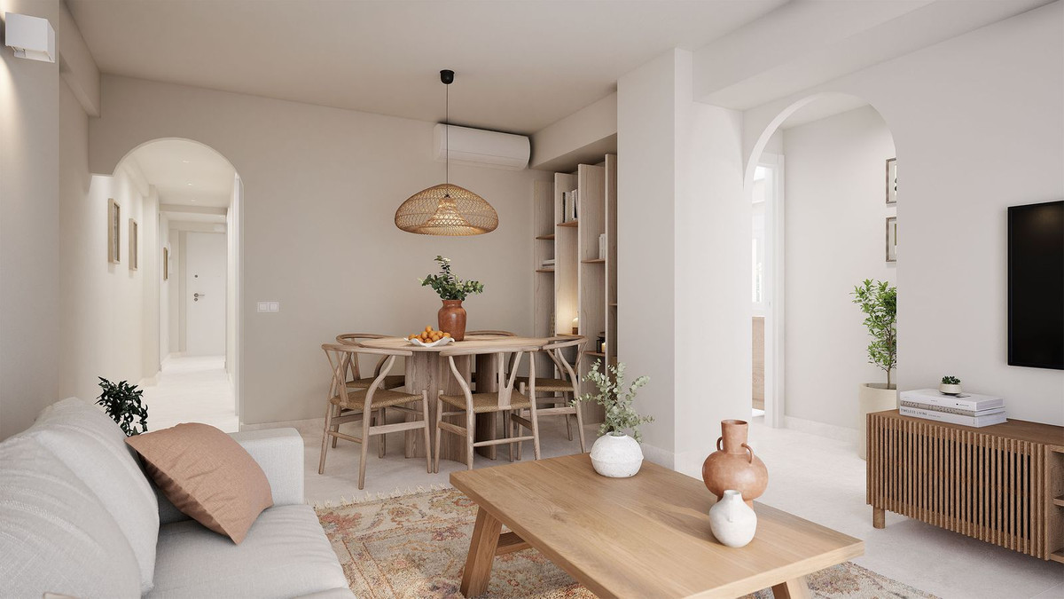 3 Bed Apartment for sale in Fuengirola Costa Del Sol, Málaga, Spain