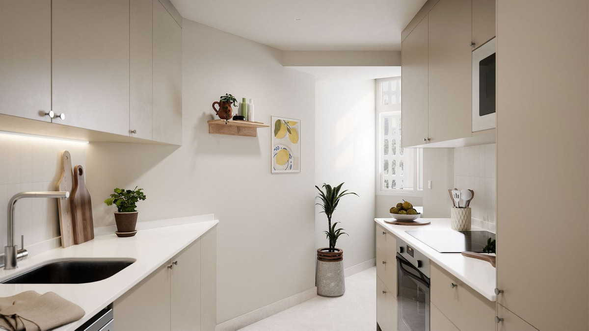 3 Bed Apartment for sale in Fuengirola Costa Del Sol, Málaga, Spain