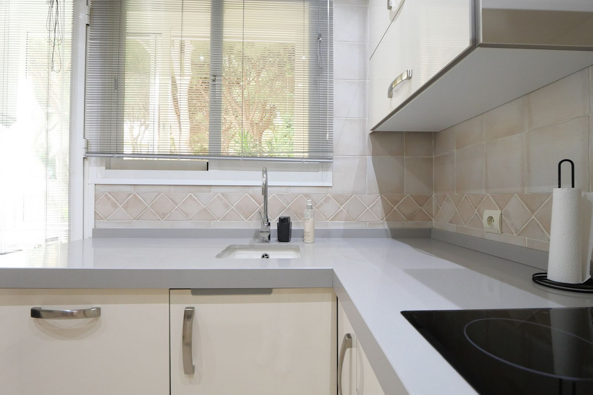 3 Bed Apartment for sale in Cabopino Costa Del Sol, Málaga, Spain