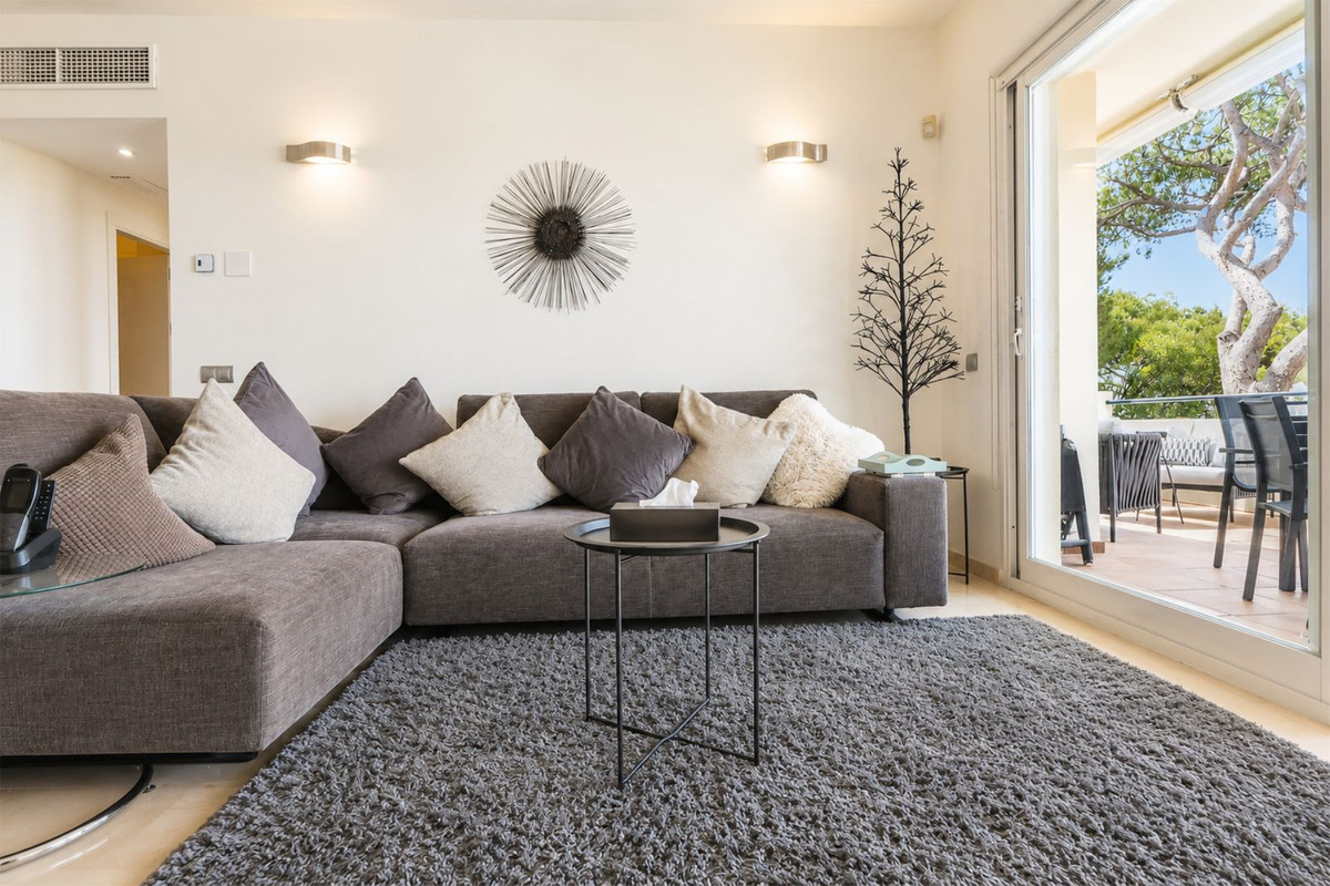 3 Bed Apartment for sale in Cabopino Costa Del Sol, Málaga, Spain