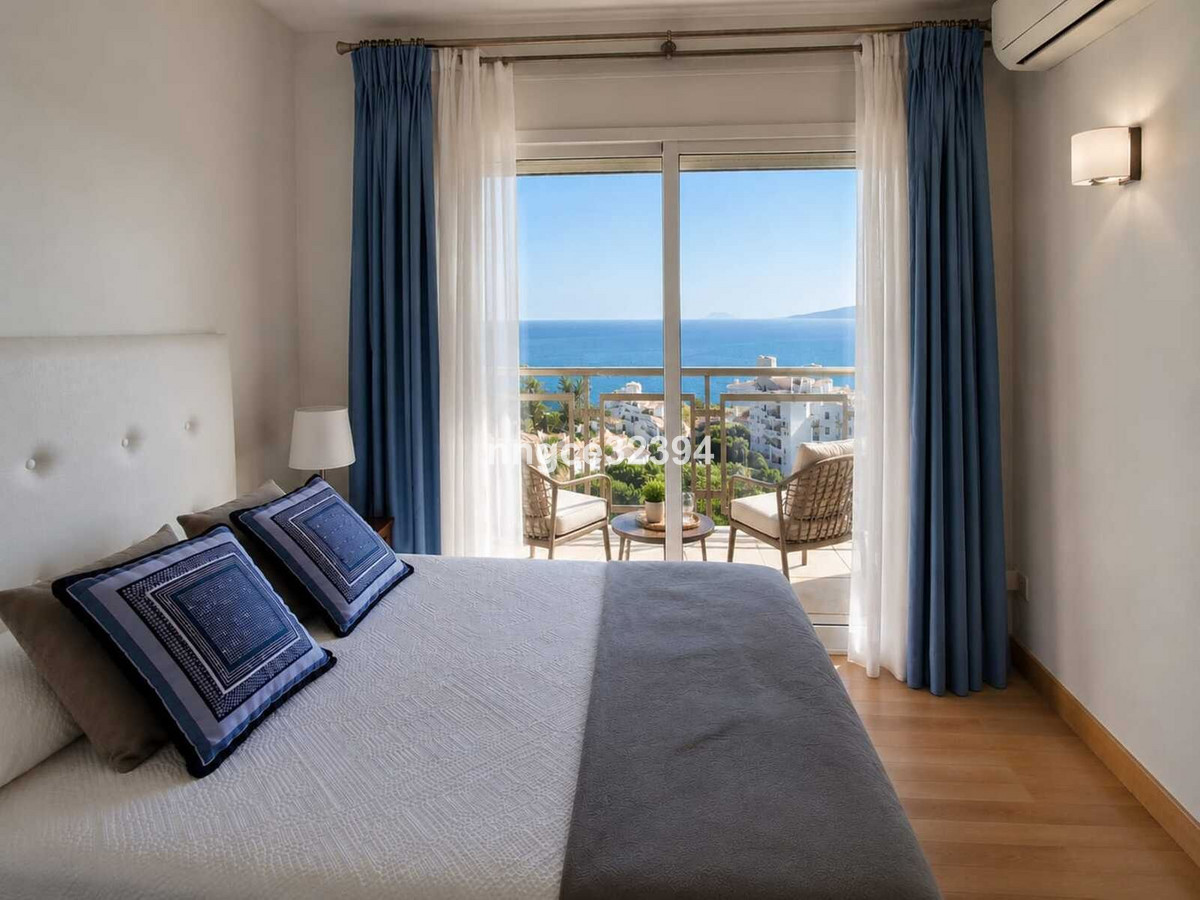 3 Bed Apartment for sale in Estepona Costa Del Sol, Málaga, Spain