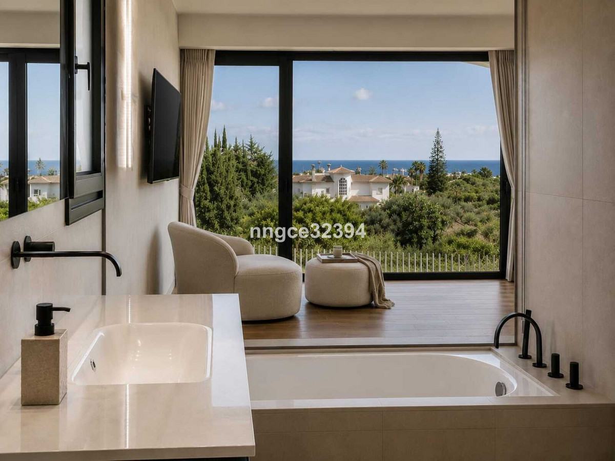 5 Bed Townhouse for sale in New Golden Mile Costa Del Sol, Málaga, Spain