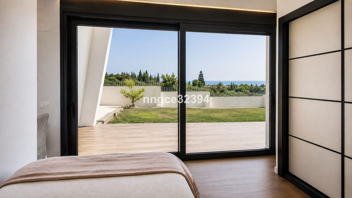 5 Bed Townhouse for sale in New Golden Mile Costa Del Sol, Málaga, Spain