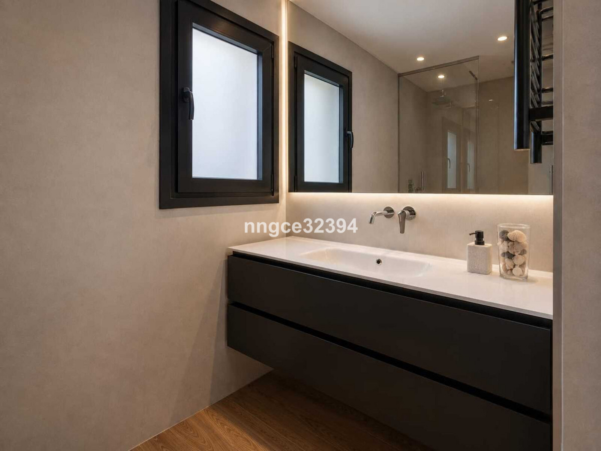 5 Bed Townhouse for sale in New Golden Mile Costa Del Sol, Málaga, Spain