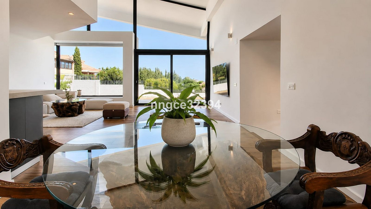 5 Bed Townhouse for sale in New Golden Mile Costa Del Sol, Málaga, Spain