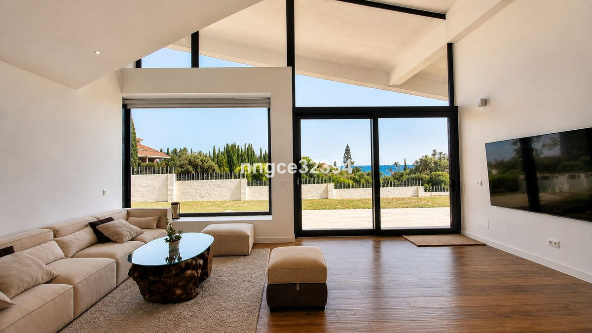 5 Bed Townhouse for sale in New Golden Mile Costa Del Sol, Málaga, Spain