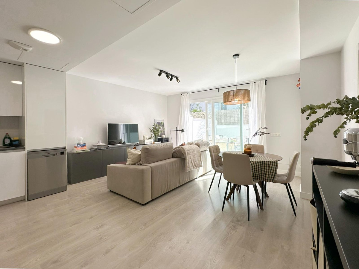 2 Bed Apartment for sale in Mijas Costa Del Sol, Málaga, Spain