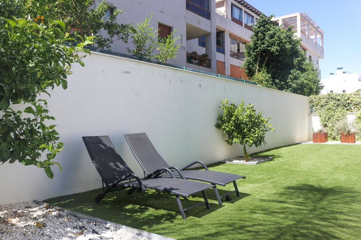 2 Bed Apartment for sale in Mijas Costa Del Sol, Málaga, Spain