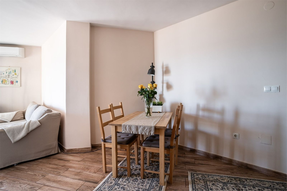1 Bed Apartment for sale in Fuengirola Costa Del Sol, Málaga, Spain