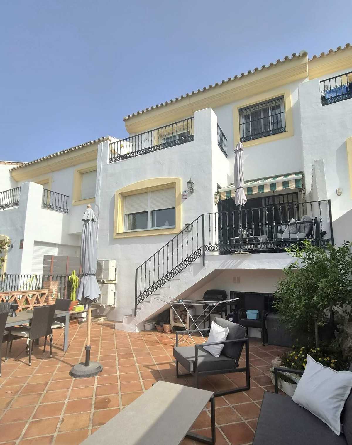 3 Bed Townhouse for sale in Alhaurin Golf Costa Del Sol, Málaga, Spain