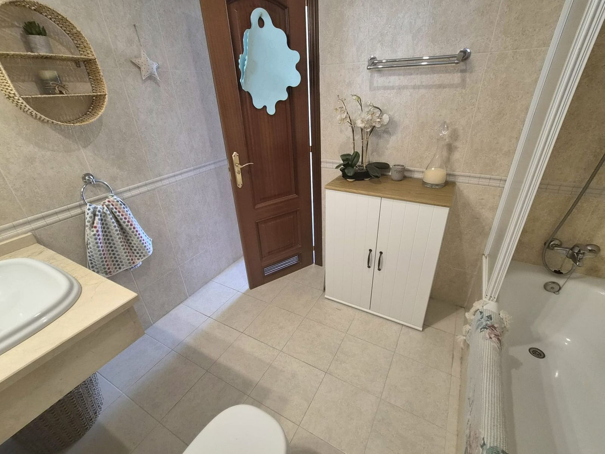 3 Bed Townhouse for sale in Alhaurin Golf Costa Del Sol, Málaga, Spain