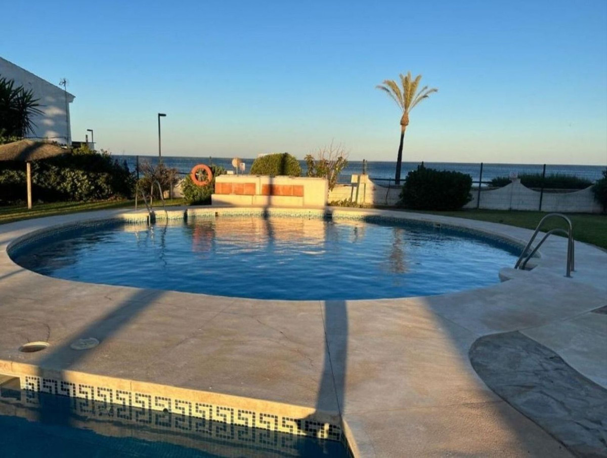 4 Bed Townhouse for sale in Casares Playa Costa Del Sol, Málaga, Spain