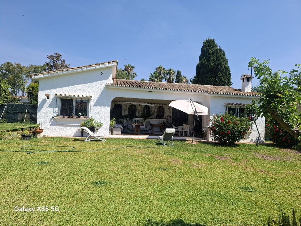 5 Bed Townhouse for sale in Estepona Costa Del Sol, Málaga, Spain