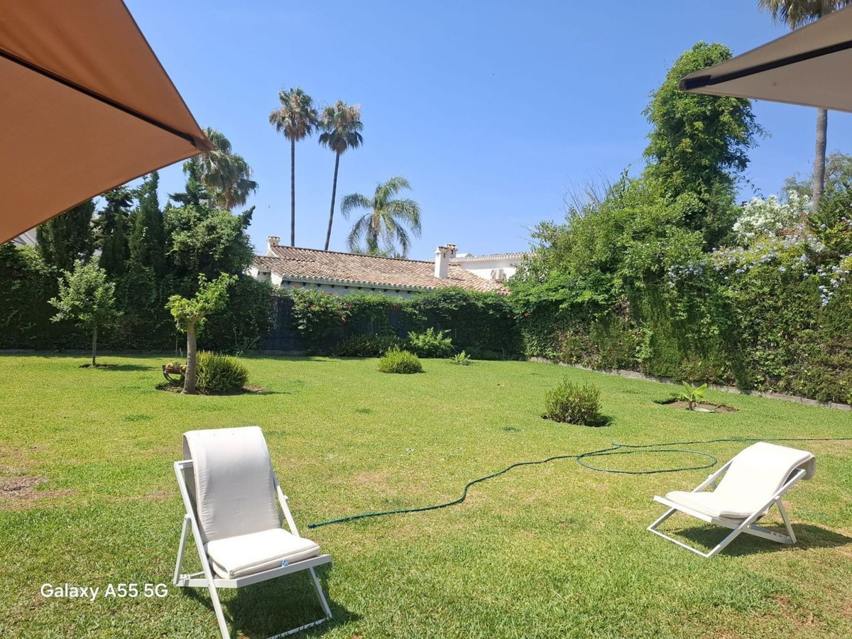 5 Bed Townhouse for sale in Estepona Costa Del Sol, Málaga, Spain