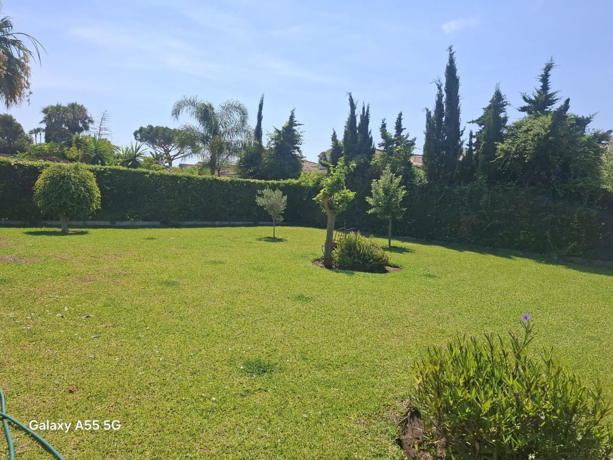 5 Bed Townhouse for sale in Estepona Costa Del Sol, Málaga, Spain