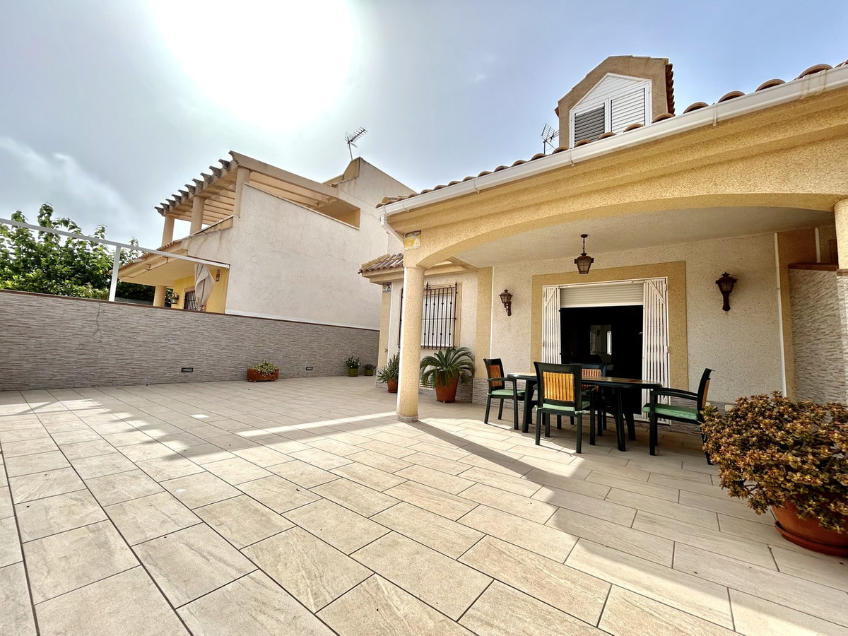 3 Bed Townhouse for sale in Torre De La Horadada Costa Blanca, Alicante, Spain