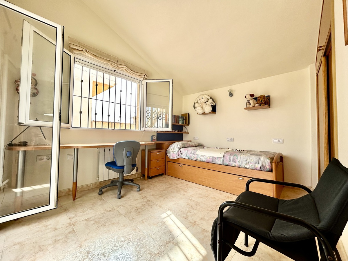3 Bed Townhouse for sale in Torre De La Horadada Costa Blanca, Alicante, Spain