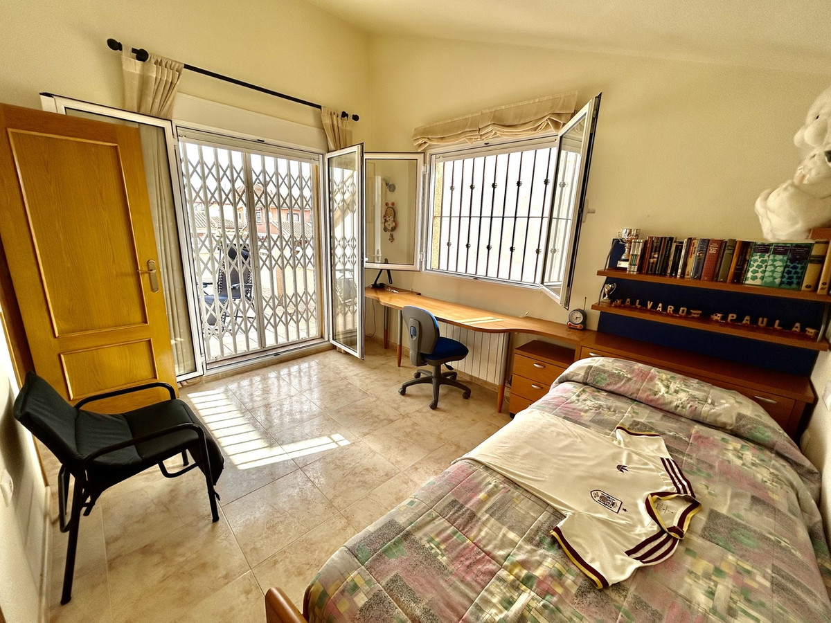 3 Bed Townhouse for sale in Torre De La Horadada Costa Blanca, Alicante, Spain