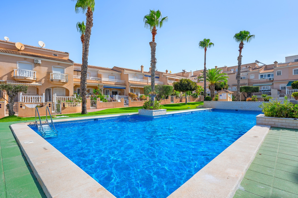 2 Bed Townhouse for sale in Ciudad Quesada Costa Blanca, Alicante, Spain