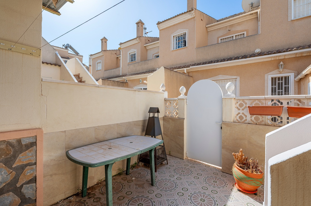 2 Bed Townhouse for sale in Ciudad Quesada Costa Blanca, Alicante, Spain