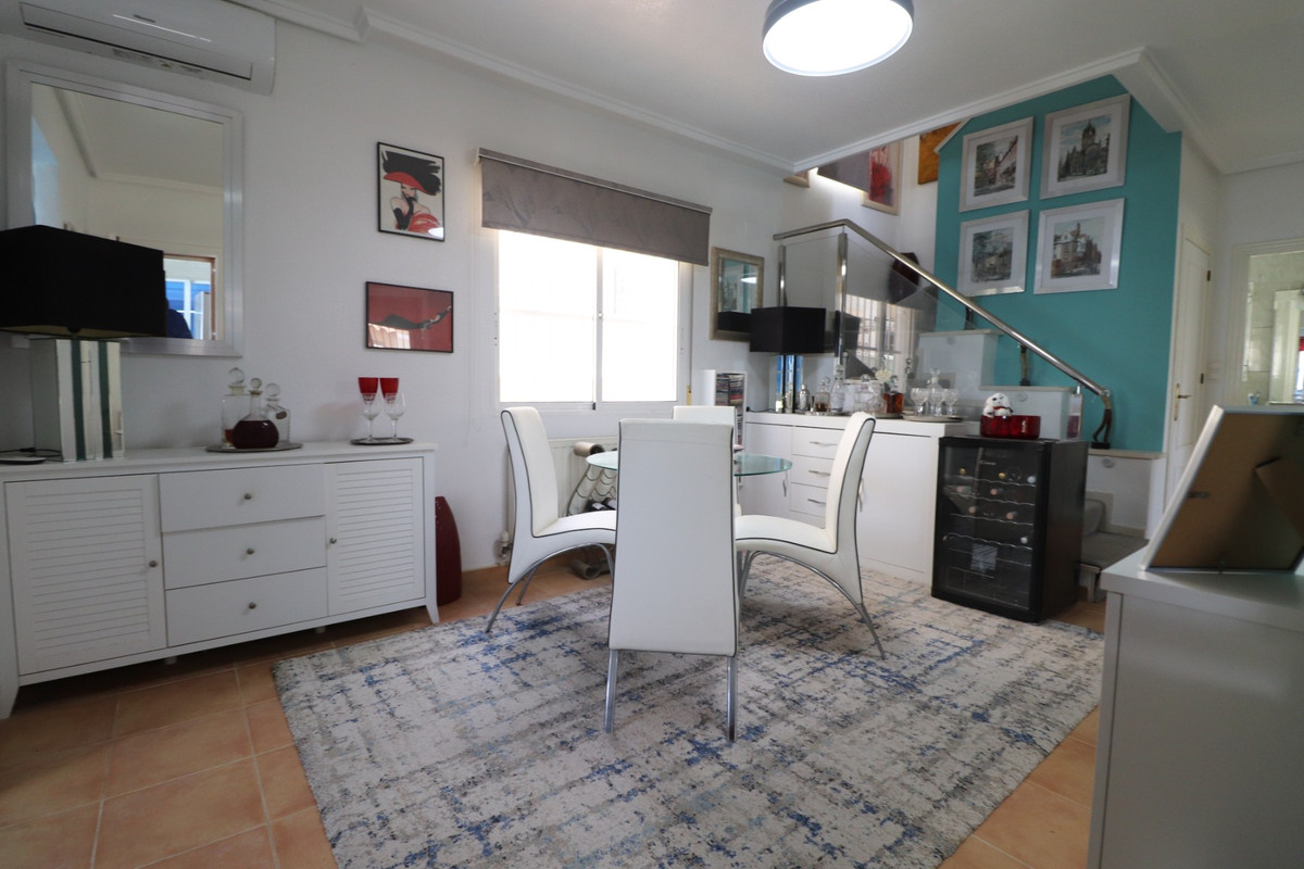 4 Bed Townhouse for sale in Algorfa Costa Blanca, Alicante, Spain