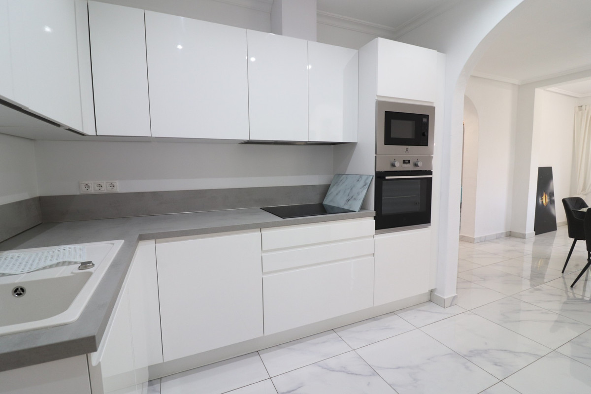 Se vende Villa - Chalet de 3 dormitorios en Costa Blanca, Alicante, España