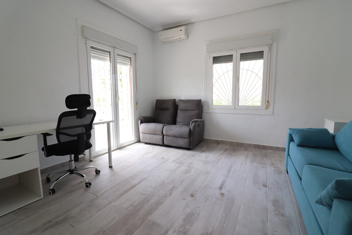 Se vende Villa - Chalet de 3 dormitorios en Costa Blanca, Alicante, España