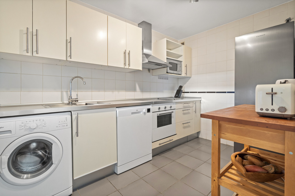 Se vende Apartamento Planta Media de 1 dormitorios en Costa Del Sol, Málaga, España