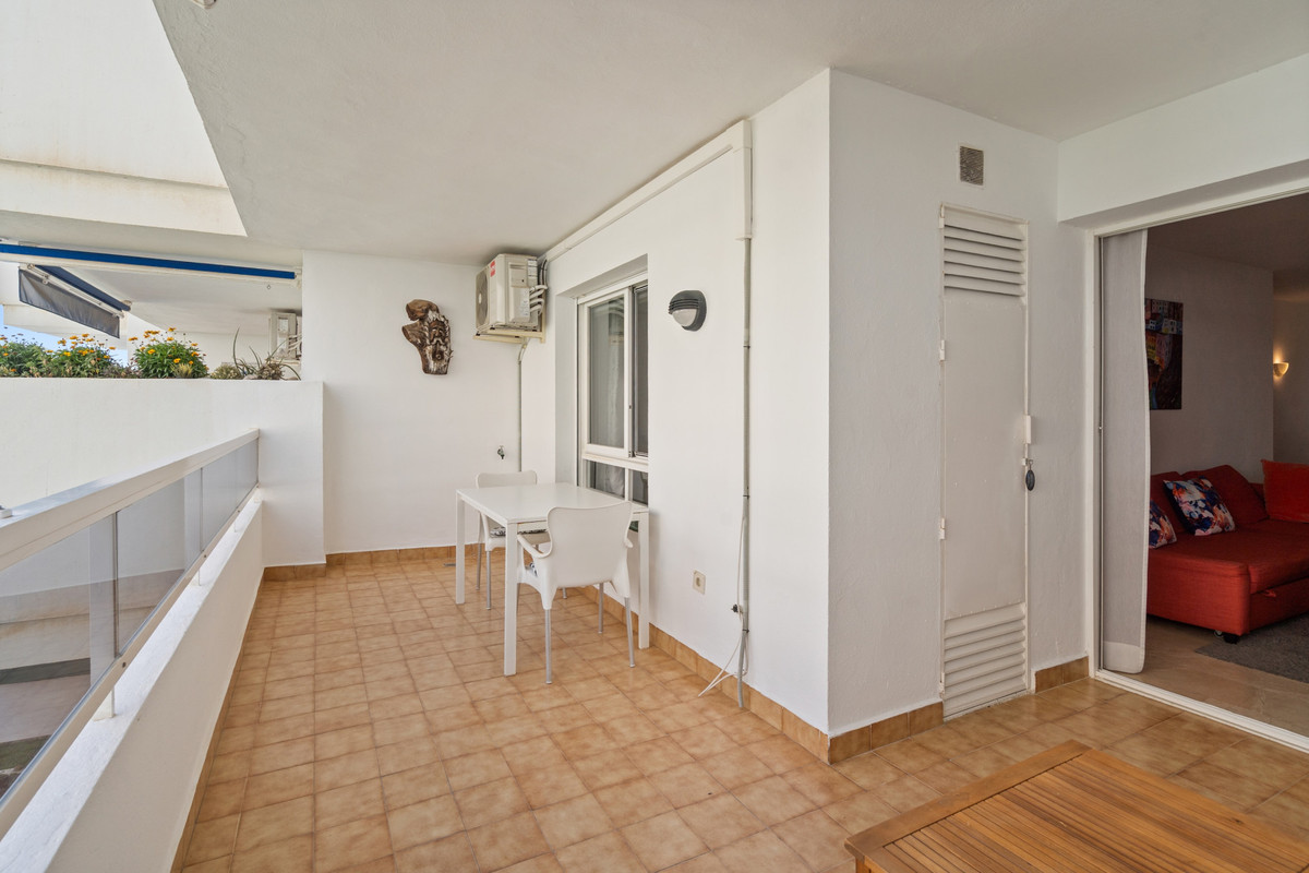 Se vende Apartamento Planta Media de 1 dormitorios en Costa Del Sol, Málaga, España