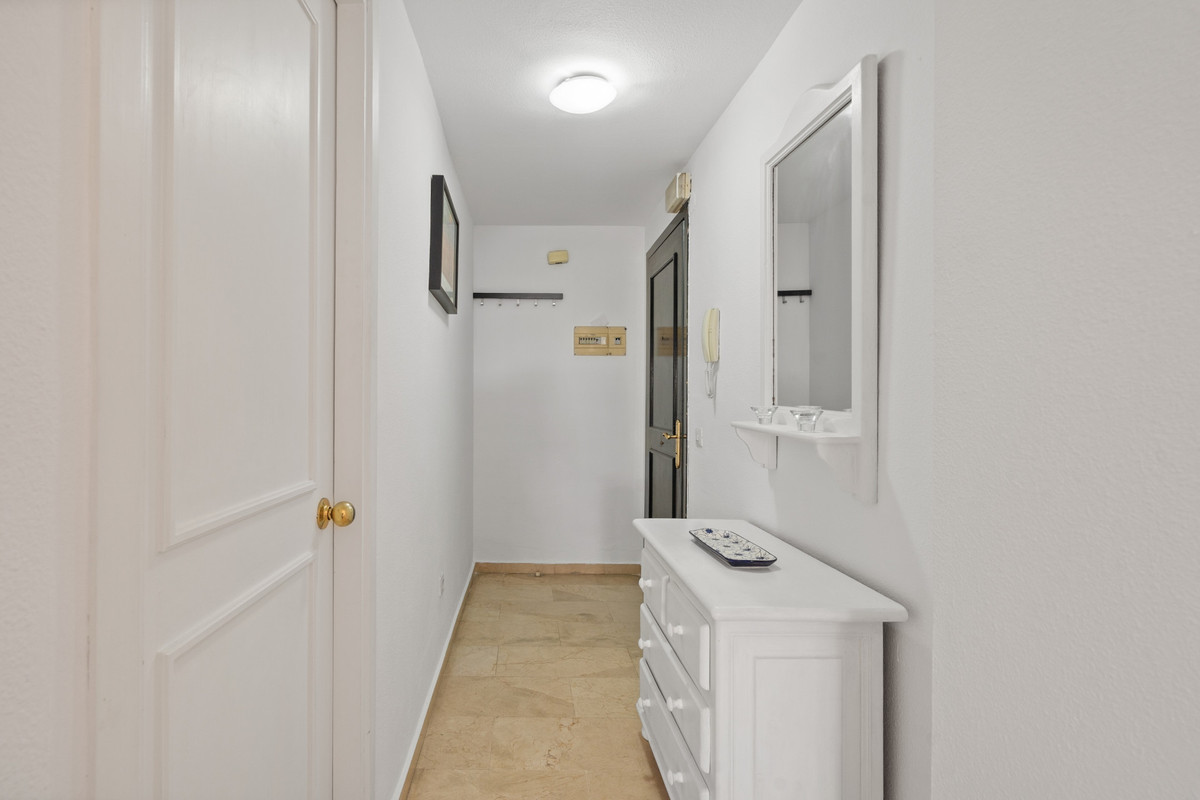Se vende Apartamento Planta Media de 1 dormitorios en Costa Del Sol, Málaga, España