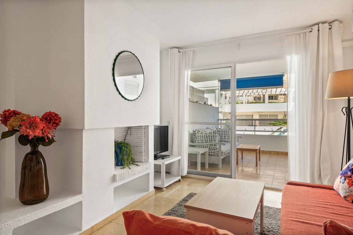 Se vende Apartamento Planta Media de 1 dormitorios en Costa Del Sol, Málaga, España